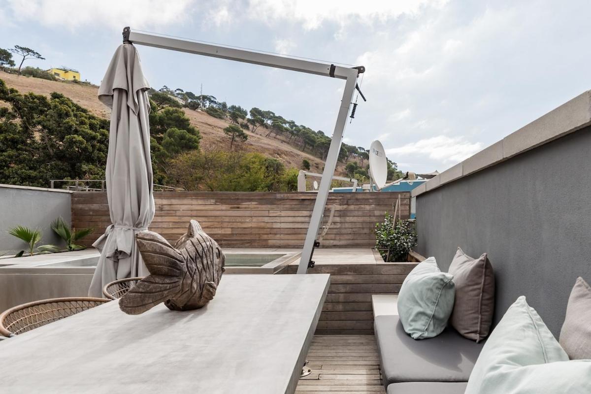 Roof top deck with tub,BBQ, De waterkant Kaapstad Buitenkant foto
